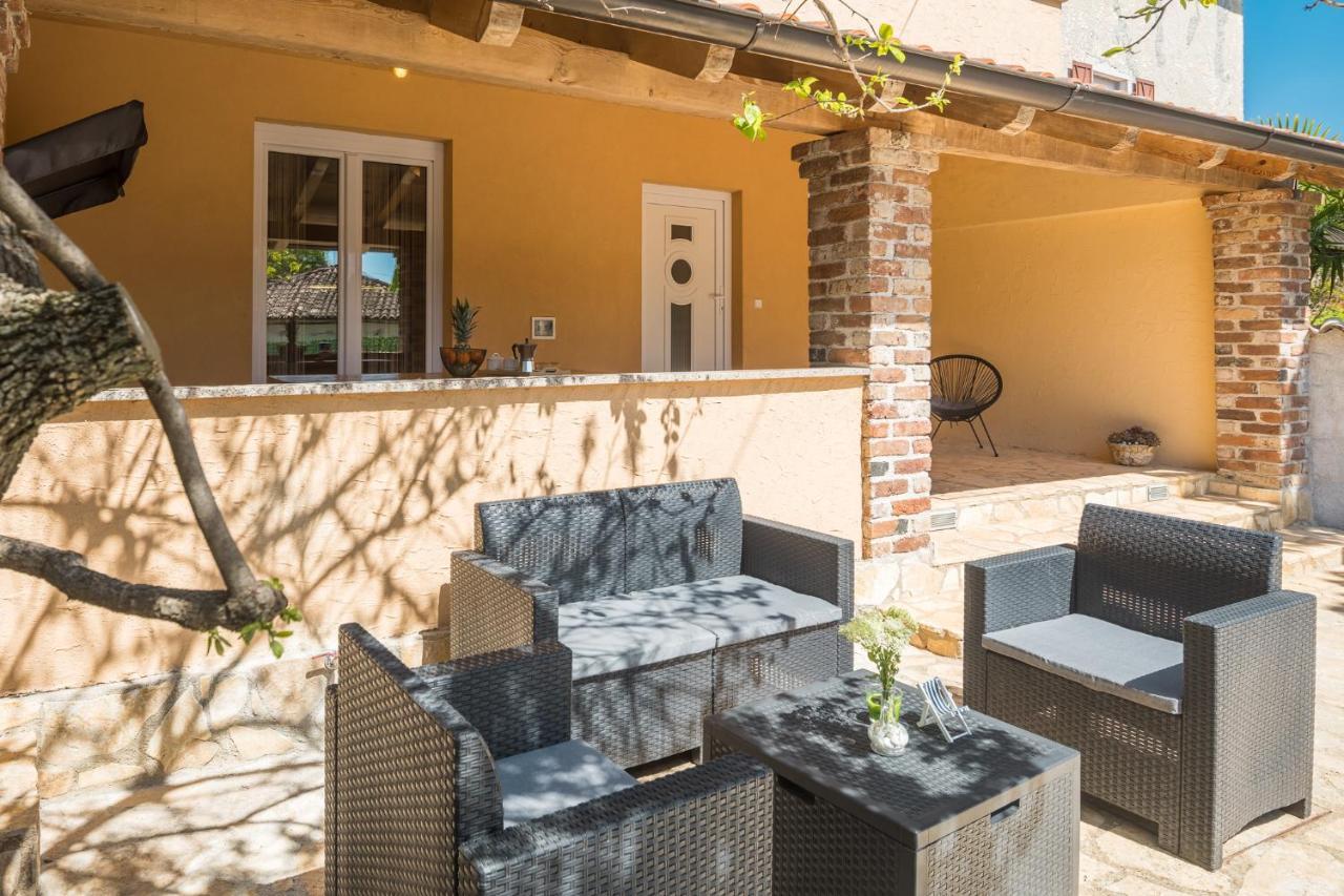 Вілла Casa Viktoria With Private Garden And Bbq Kosinozici Екстер'єр фото